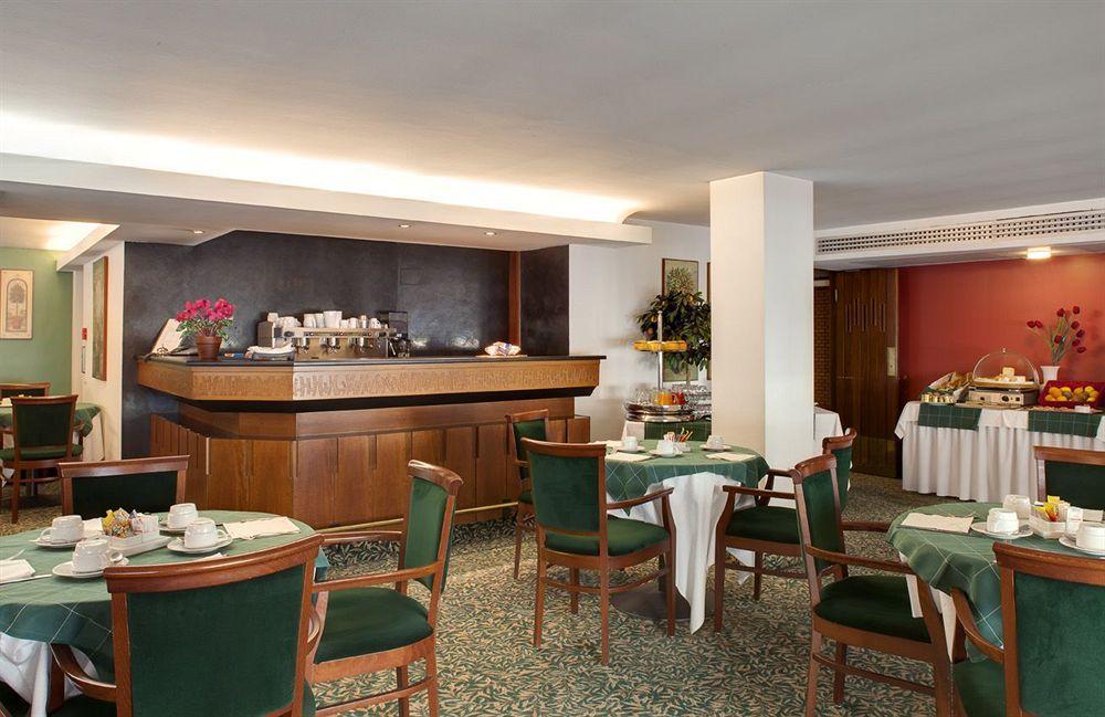 City Hotel Varèse Extérieur photo