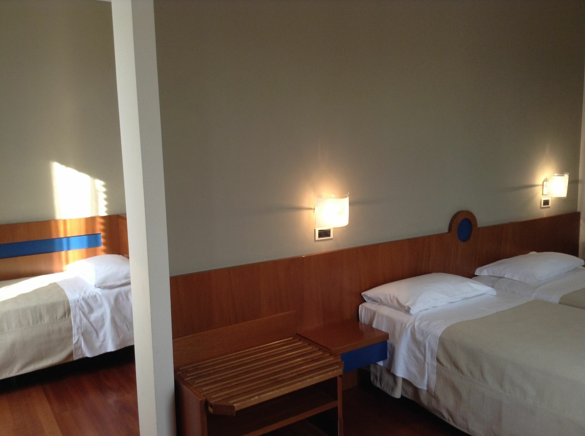 City Hotel Varèse Extérieur photo