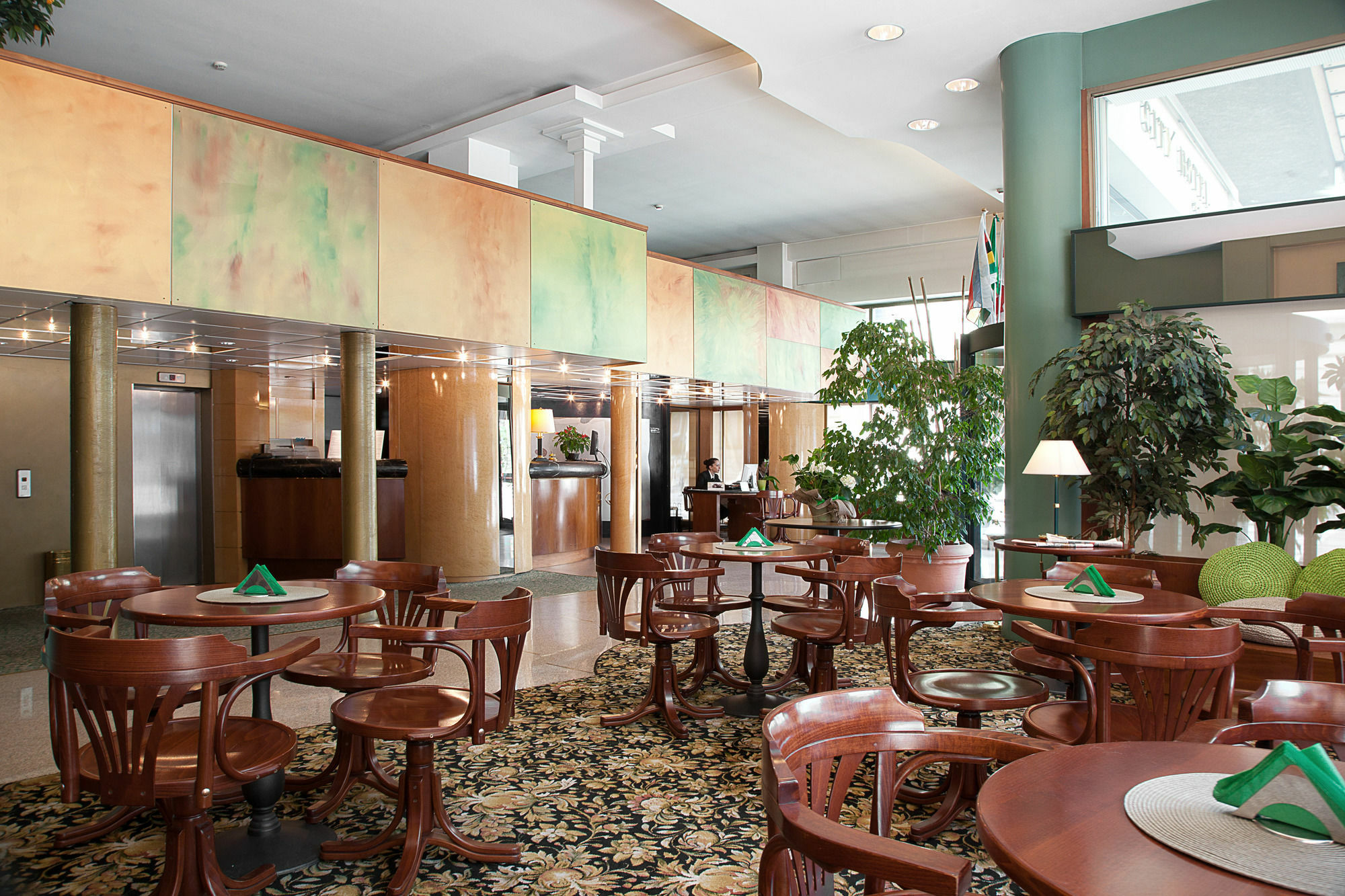 City Hotel Varèse Extérieur photo