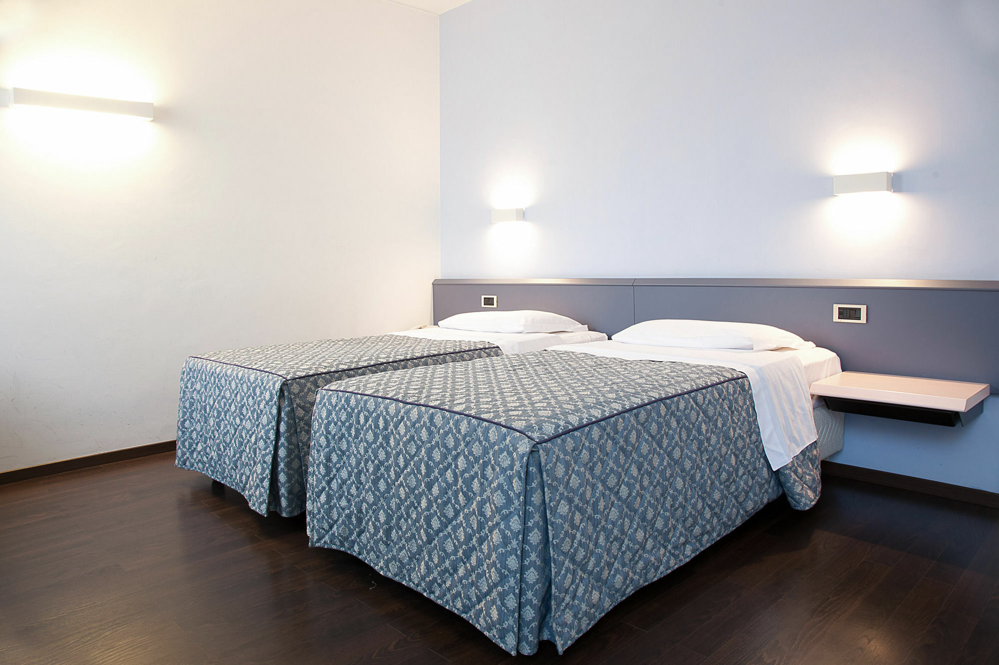 City Hotel Varèse Extérieur photo