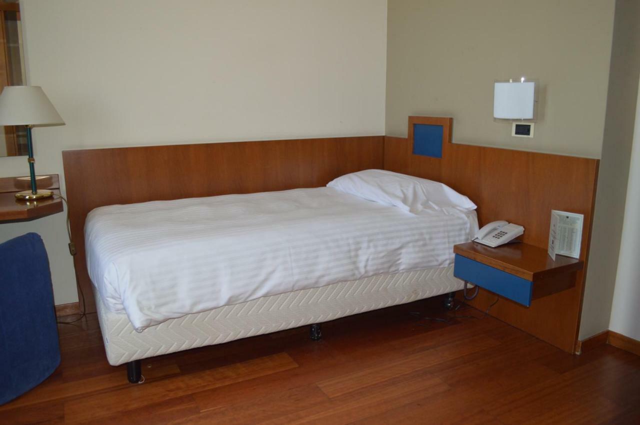 City Hotel Varèse Extérieur photo