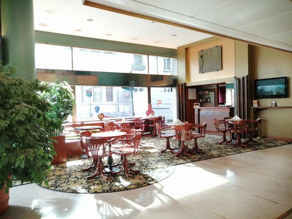 City Hotel Varèse Extérieur photo