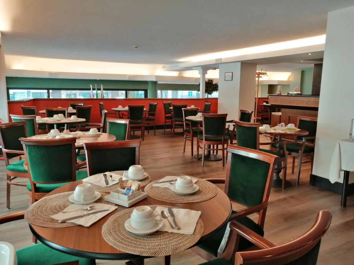 City Hotel Varèse Extérieur photo