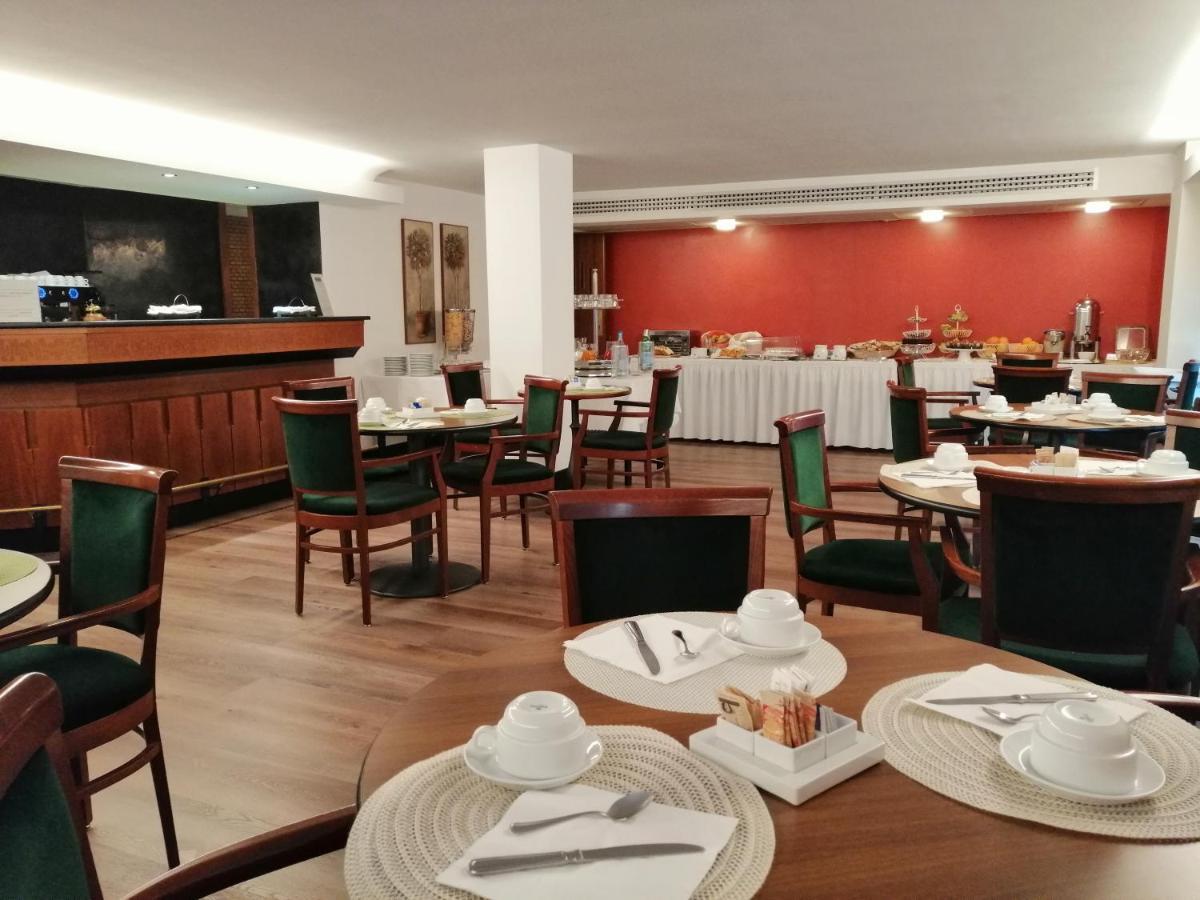 City Hotel Varèse Extérieur photo
